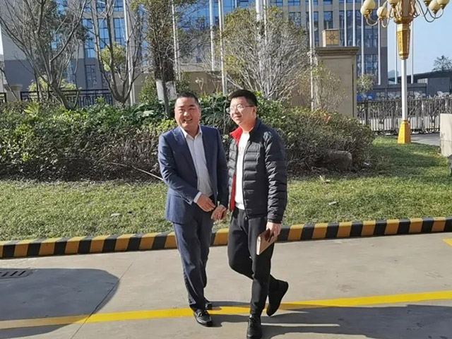 新春伊始，，，龙湾区空港管委会向导率队莅临集团走访慰问